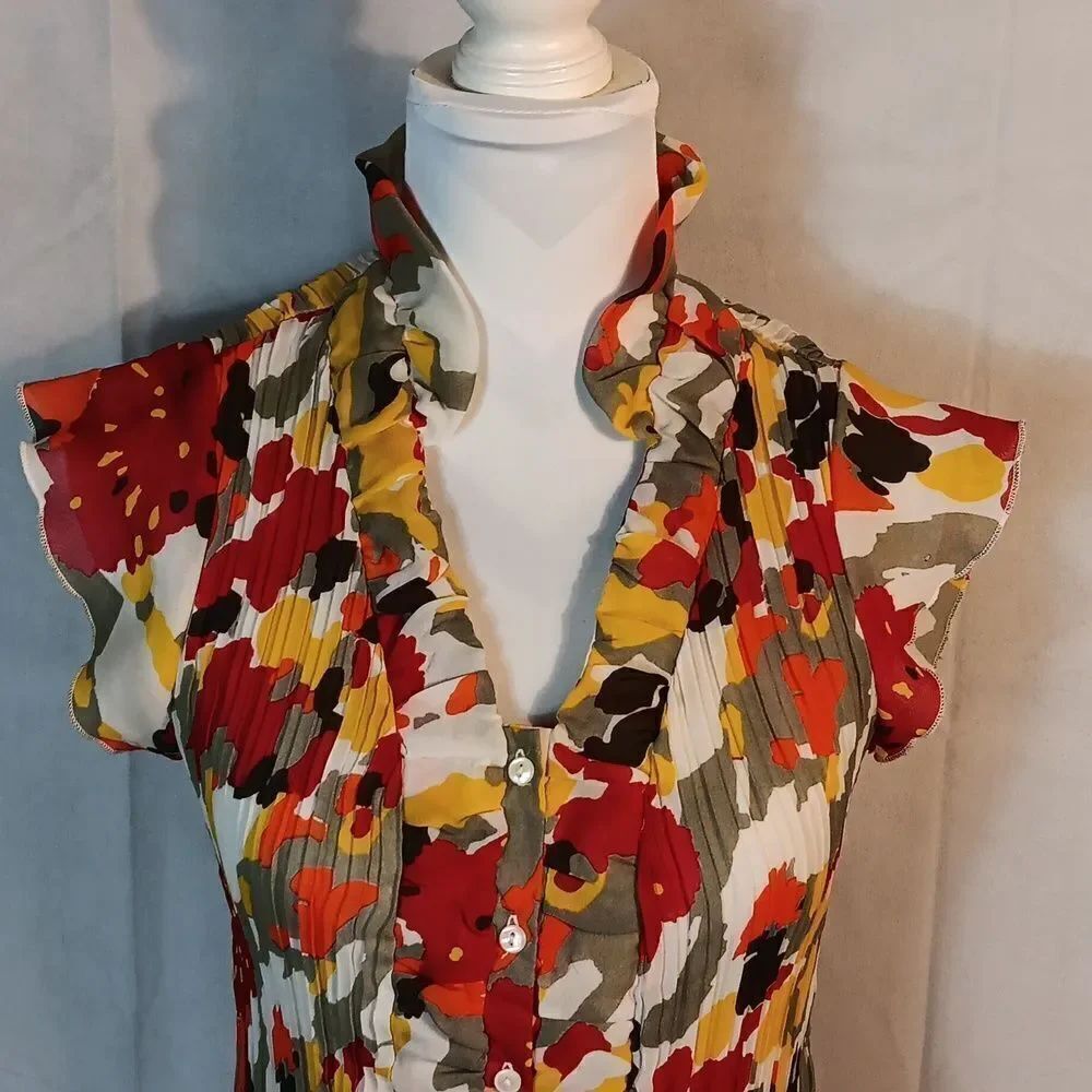 Colorful Women's Ruffled Top - Picture 2 of 7